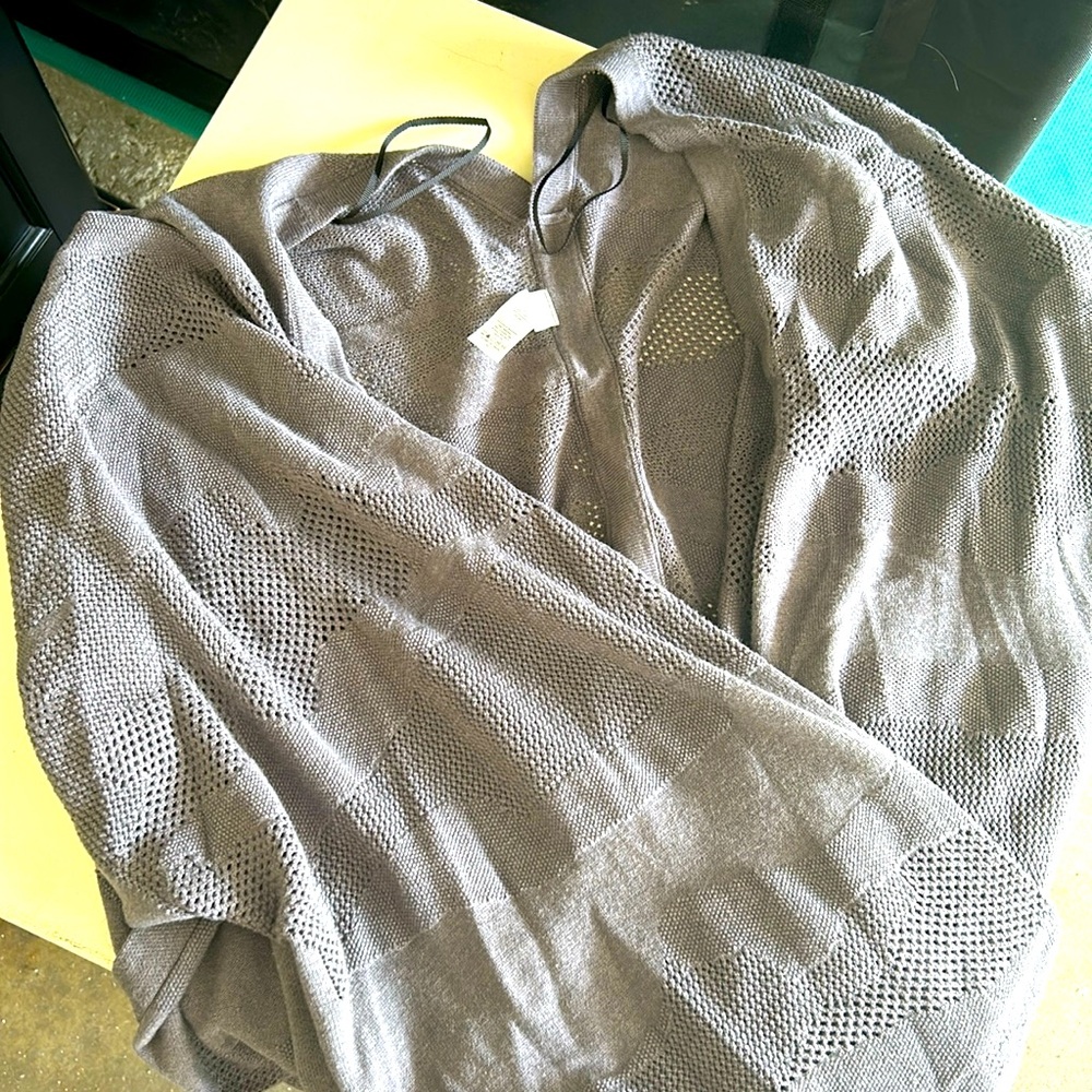 Lululemon grey wrap worn twice